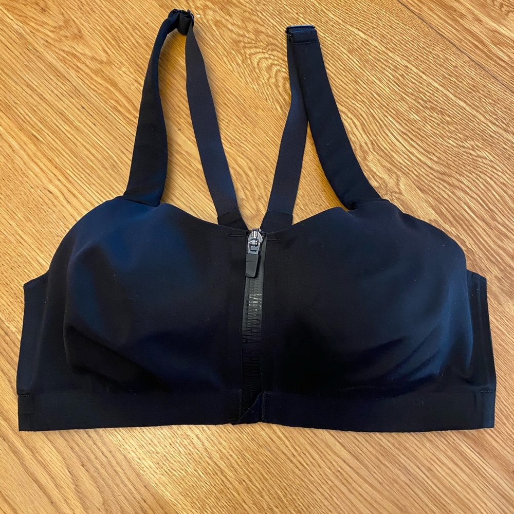 Victoria’s Secret Incredible Knockout Ultra Max